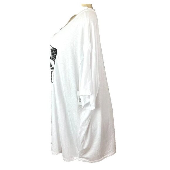 Torrid +5 White-Black Crew Neckline Coffee Cartoon Graphic Short Sleeve T-Shirt - Picture 5 of 6